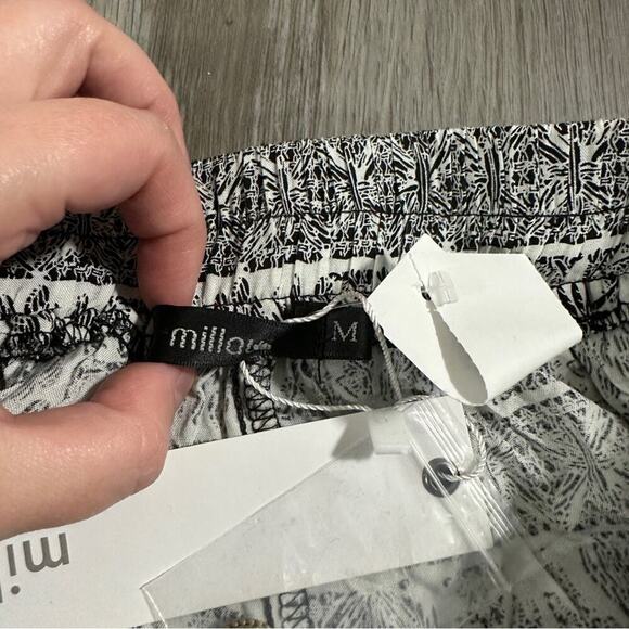 LF Millau Black & White Printed Embellished Coin Pom Tank & Shorts Set Size M - Picture 7 of 10